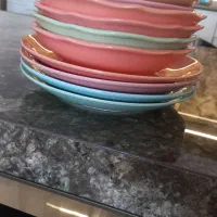 بشقاب و سرویس غذا خوری در حد نو|ظروف سرو و پذیرایی|کیش, |دیوار