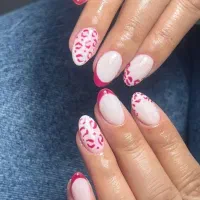 خدمات تخصصی ناخن