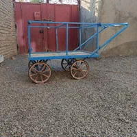 گاری دستی کالسکه ای