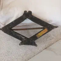 جک بالابر خودرو در حد