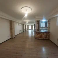 آپارتمان ۱۳۲متری در زمرد با قیمت مناسب