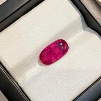 یاقوت قرمز خون کبوتری آنهیت