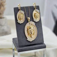 سرویس نقره ورساچ مدال ورساچ انگشتر تاج نقره حمیدی|بدلیجات|تبریز, |دیوار