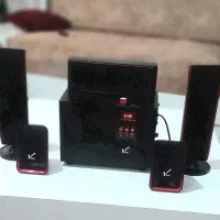 اسپیکر ۶ تیکه رم و فلشخوره و رادیو وaux فابریک