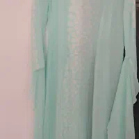 تعدادی لباس