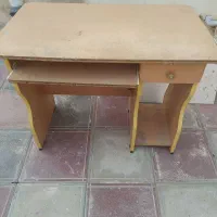 میز کامپیوتر