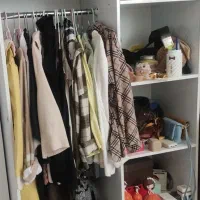 کمد لباسی وکتاب