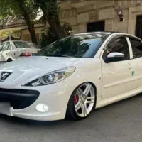 خدمات واکس وپلیش لمس جادوی انواع خودرو