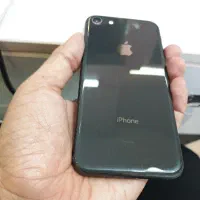 ایفون ۸    حافظه ۶۴    باطری ۱۰۰