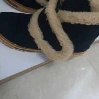 کفش|کیف، کفش، کمربند|قمرود, |دیوار