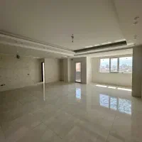 آپارتمان/۱۳۵ متری/مرکز شهر