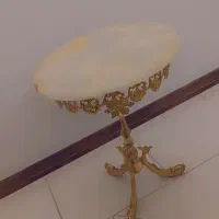 میز برنجی