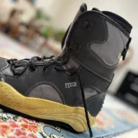 پوتین مناسب کوه نوردی|کیف، کفش، کمربند|کرج, گوهردشت|دیوار