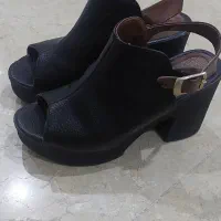 کفش با ۵ تا ۶ سانت پاشنه