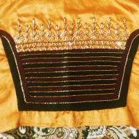 فروشی ف