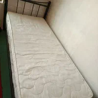 تخت وتشک