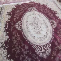 فرش زیبا و تمیز طرح گل و ترنج رنگ زرشکی