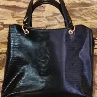 لباس ها اکبند.