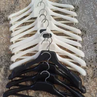 آویزلباس اپل دار