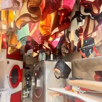 خشک شویی و سفید شویی گلارین|خدمات نظافت|تهران, هفت حوض|دیوار