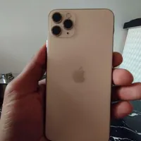 اپل iPhone 11 Pro Max با حافظهٔ ۲۵۶ گیگابایت