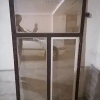 فروش   پنجره کم کار کرده سالم رنگ شده