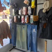 فروش  اجناس و وسایل مغازه زنانه|فروشگاه و مغازه|دهگلان, |دیوار