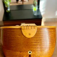 سه تار|سازهای سنتی|تهران, میدان ولیعصر|دیوار