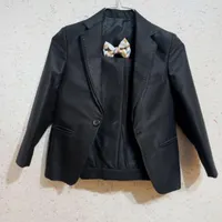 کت و شلوار پسرانه مناسب سن ۸ تا ۱۰