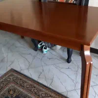 میز نهار خوری ۸ الی ۶ نفره چوبی جنس خوب وسالم