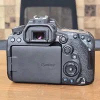 دوربین کنون ۹۰ دی|دوربین عکاسی و فیلم‌برداری|قم, زنبیل آباد|دیوار