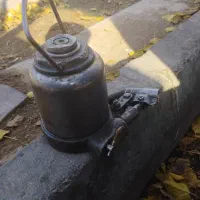 جک ۱۰تن در حد نو