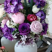 گل ترکیبی خوشگل و نو با گلدان