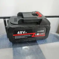 یک عدد باتری شارژی درل