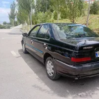 پژو پارس مدل ۸۲