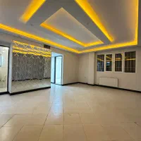 اپارتمان حیاط دار بزرج