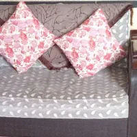 مبل۷نفره و میز تلویزیون شیشه ای