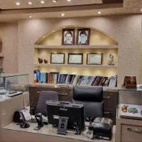 رهن و اجاره گالری طلا مدرن و مجهز با امنیت عالی|اجارهٔ مغازه و غرفه|اصفهان, سرتاوه|دیوار