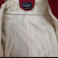 کاپشن تو بعبعی|لباس|مهاجران, |دیوار