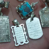 پلاک ها و انگشترهای نقره (توضیحات رو بخوانید)