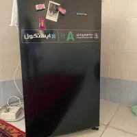 یخچال ۵ فوت ایستکول مشکی (مینی‌بار)