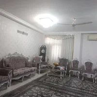 مبل 9 نفره سالم و بدون شکستگی