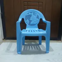 صندلی واسباب بازی