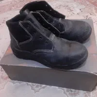 کفش کار نونو