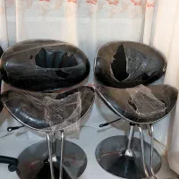 صندلی و سرشور آرایشگاه