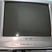 میز تلوزیون و تلوزیون به همراه دیجیتال