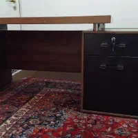 میز دفتر کاری