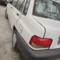 معاوضه پراید با وانت اتاق سربسته اتاق دار