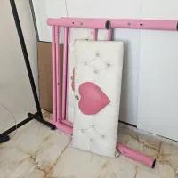 تخت نوجوان سفید صورتی