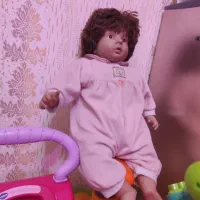 عروسک خیلی قدیمی بانمک